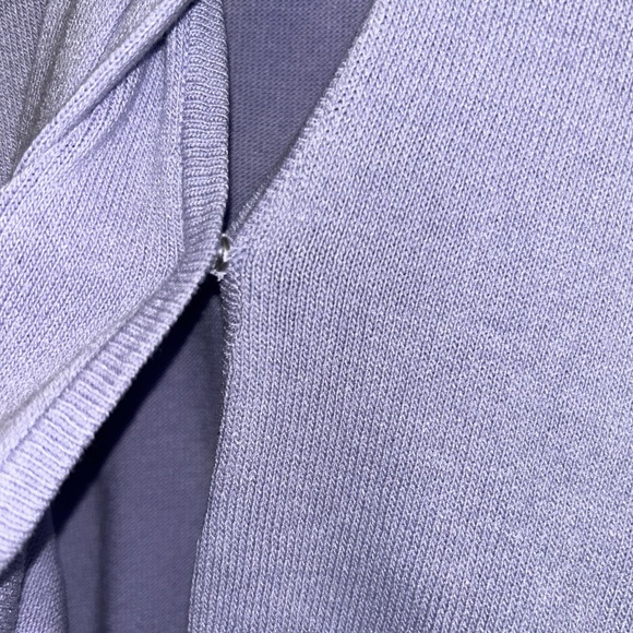 Anthropologie Women’s Lavender Crisscross Sweater Top Sz Medium - Picture 6 of 8